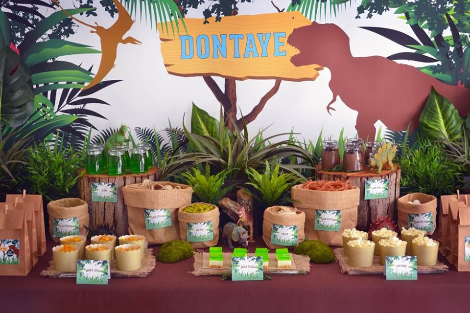 Dinosaur Themed Birthday Party
 Little Big pany