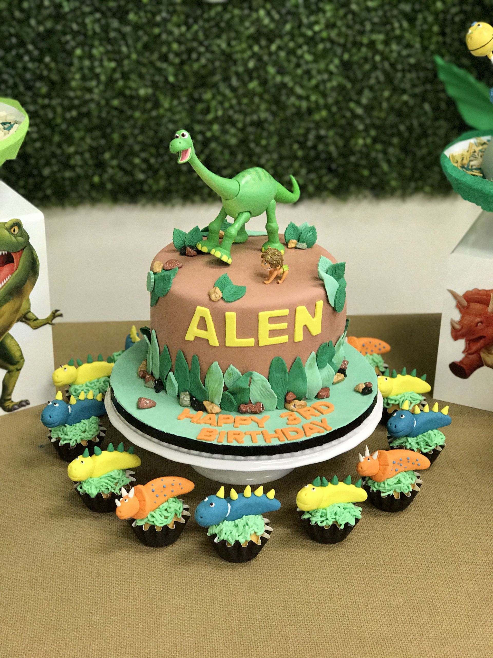 Dinosaur Themed Birthday Party
 Dinosaur Themed Party Happy Kid Party