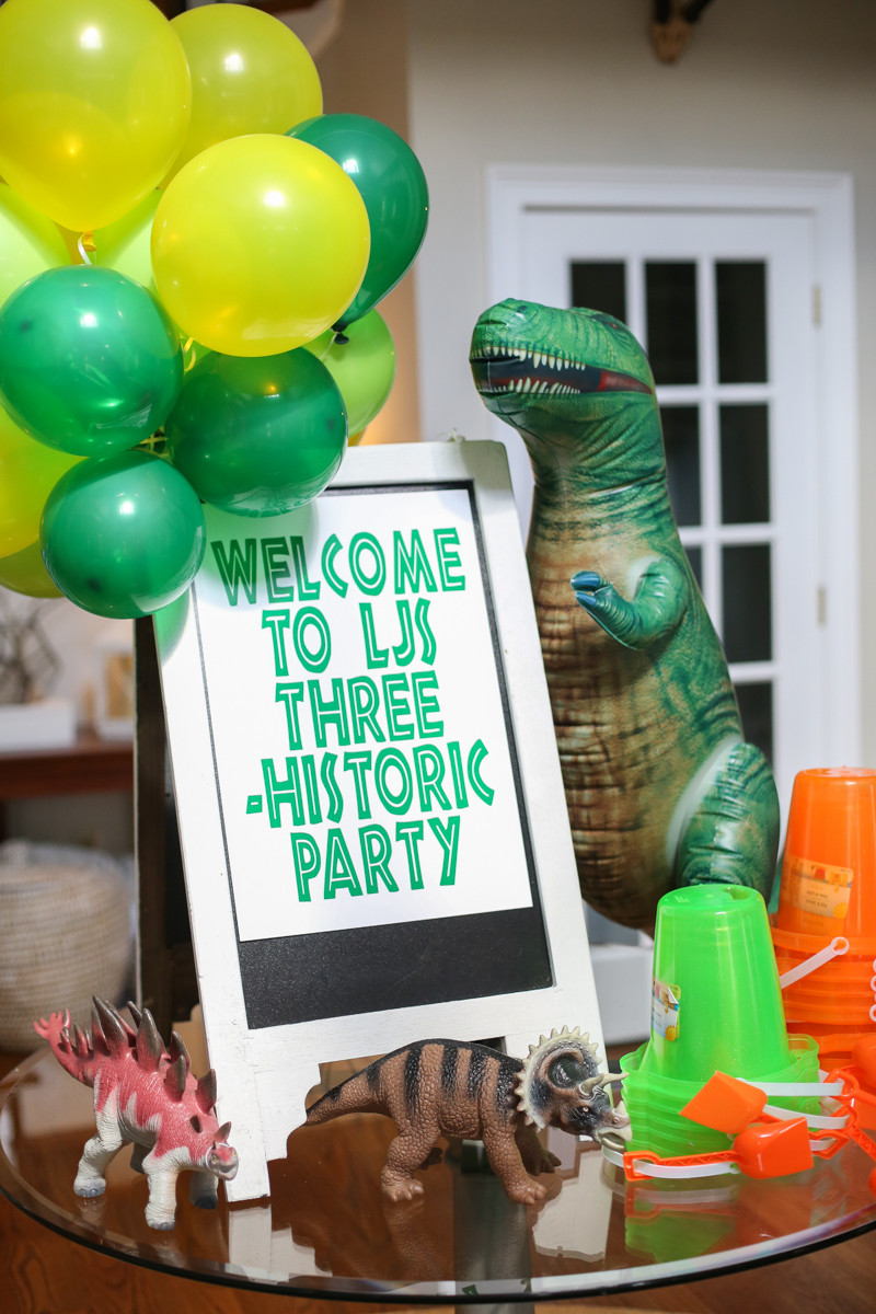 Dinosaur Themed Birthday Party
 LJ s Three historic Dinosaur Party Bower Power