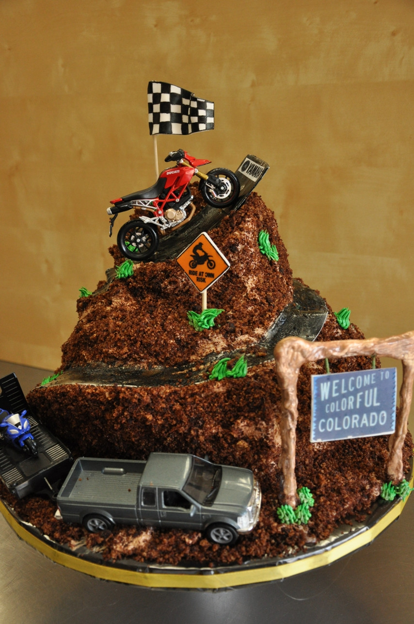 Dirt Bike Birthday Cake
 Motorbike cakes ️ on Pinterest