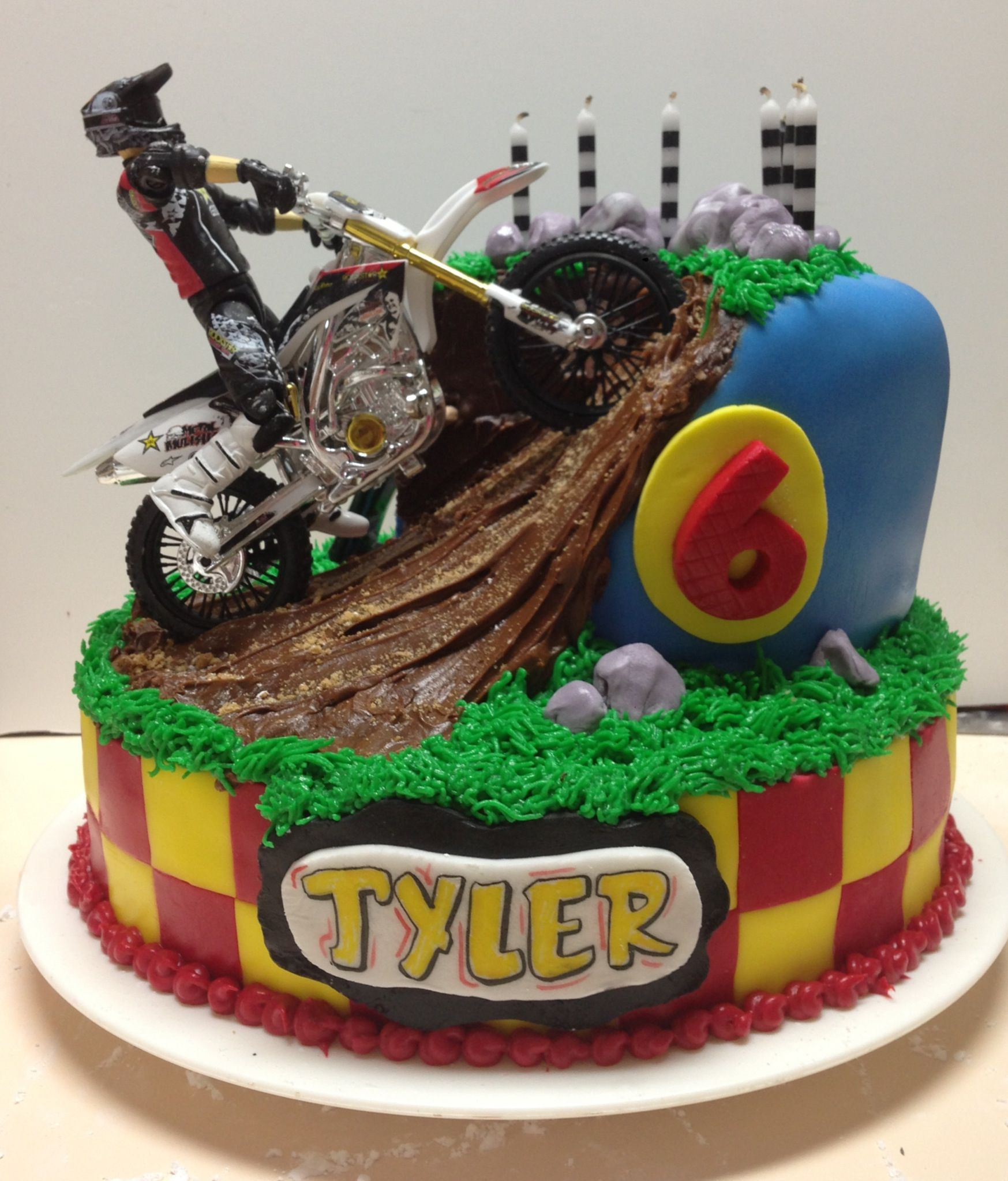 Dirt Bike Birthday Cake
 Dirt Bike Birthday Cake