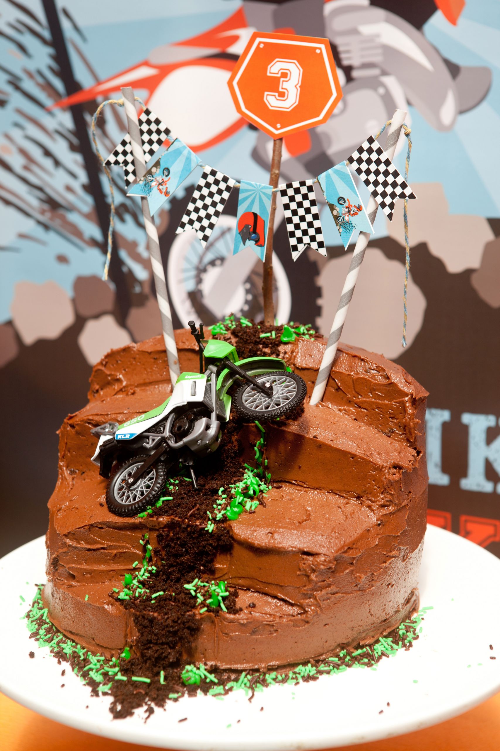 Dirt Bike Birthday Cake
 Phuthu The Sanders Family Blog