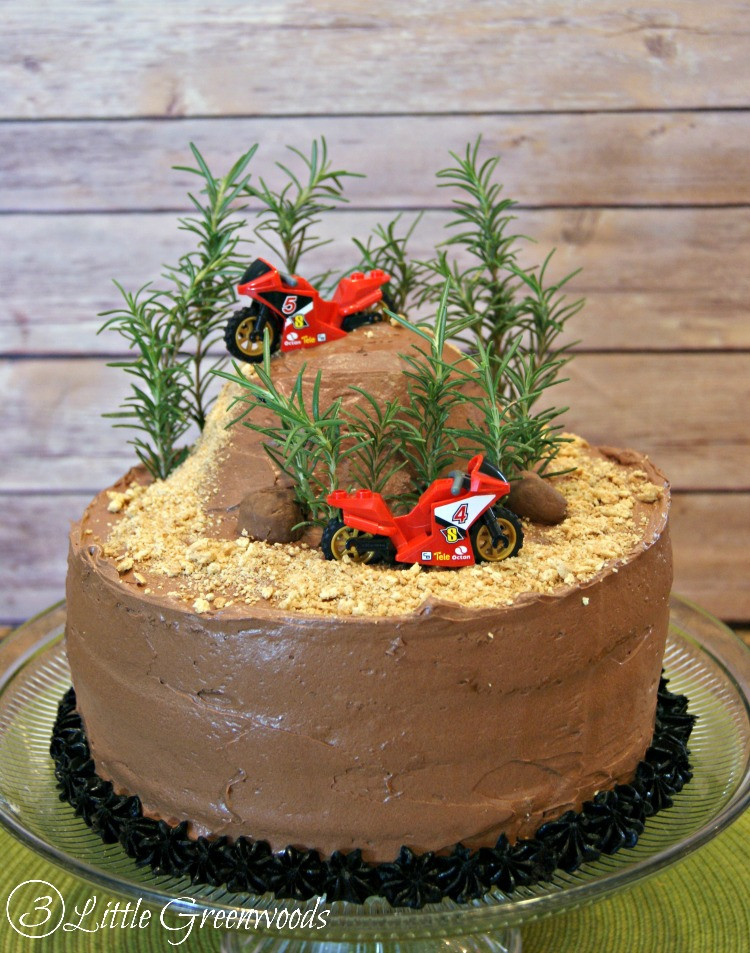 Dirt Bike Birthday Cake
 DIY Dirt Bike Birthday Cake