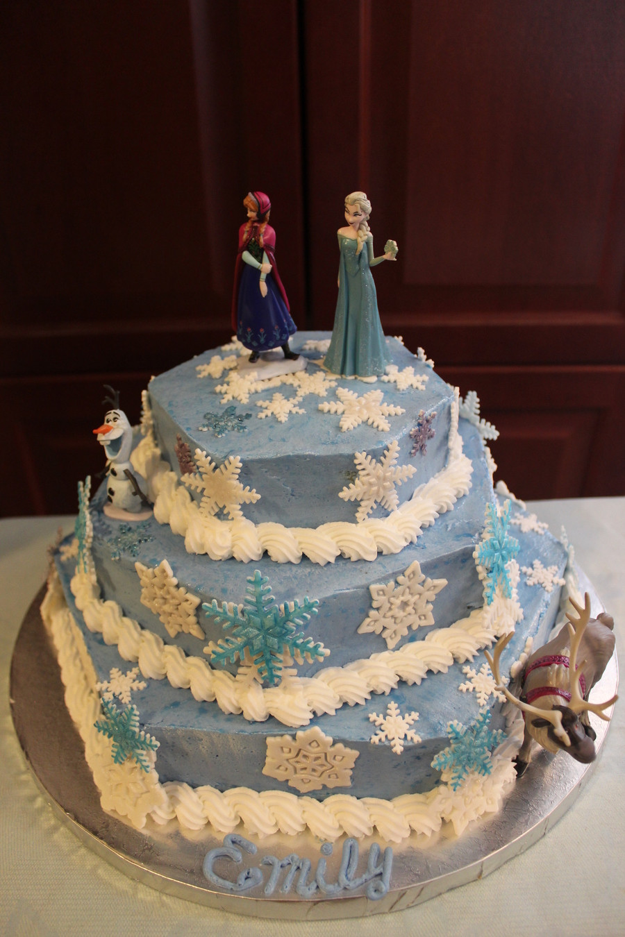 Disney Frozen Birthday Cake
 Disney s Frozen Themed Birthday Cake CakeCentral