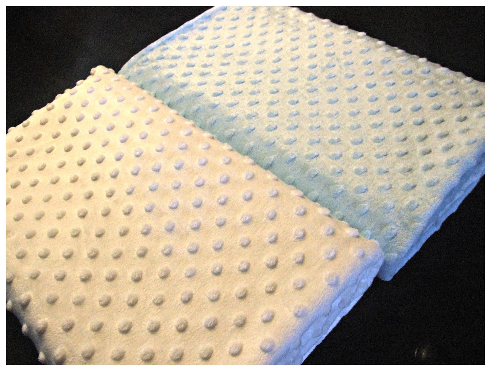 DIY Baby Blankets No Sew
 so gezellig DIY no sew baby blanket