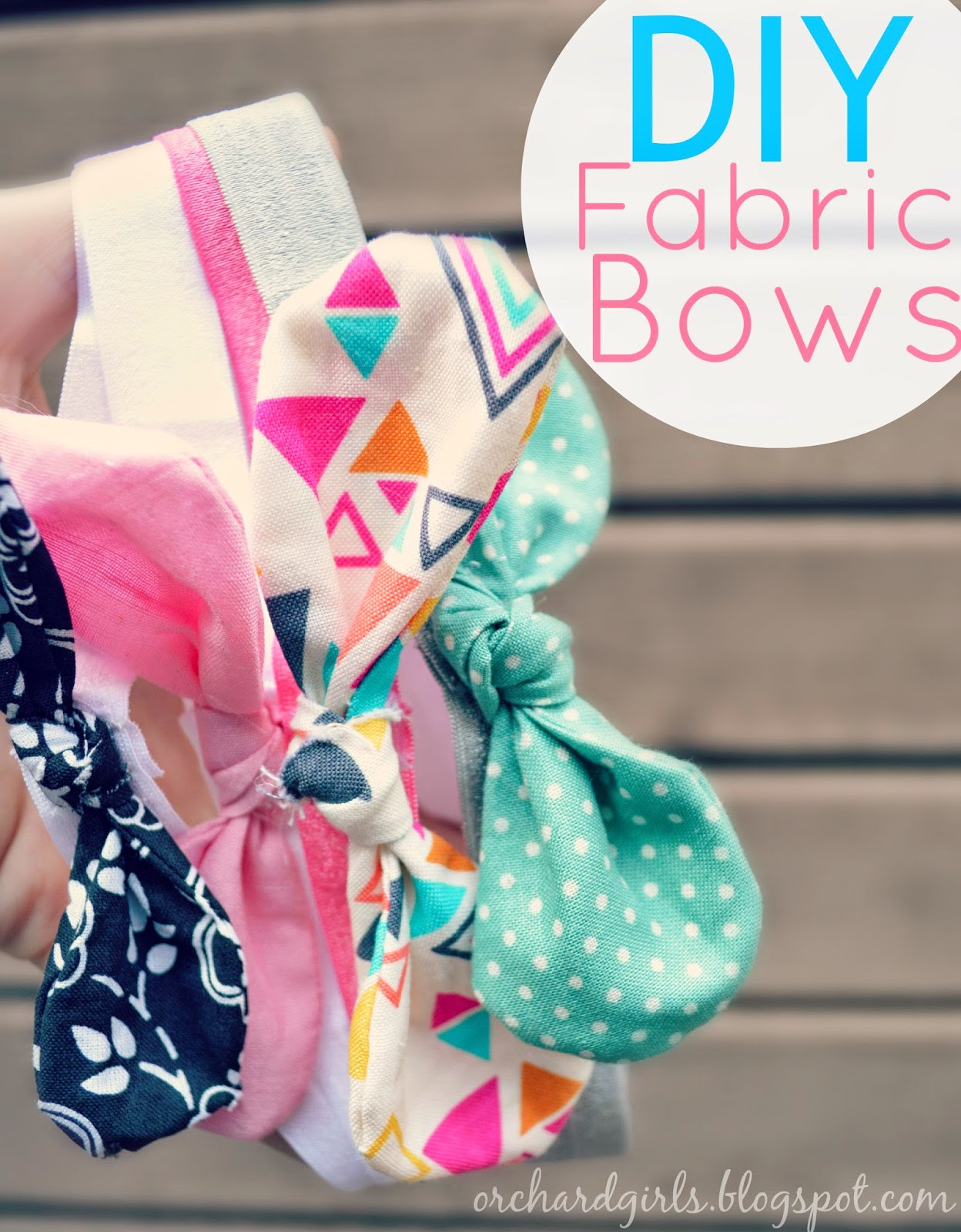 DIY Baby Bow Headband
 Orchard Girls DIY Fabric Bows and Headbands