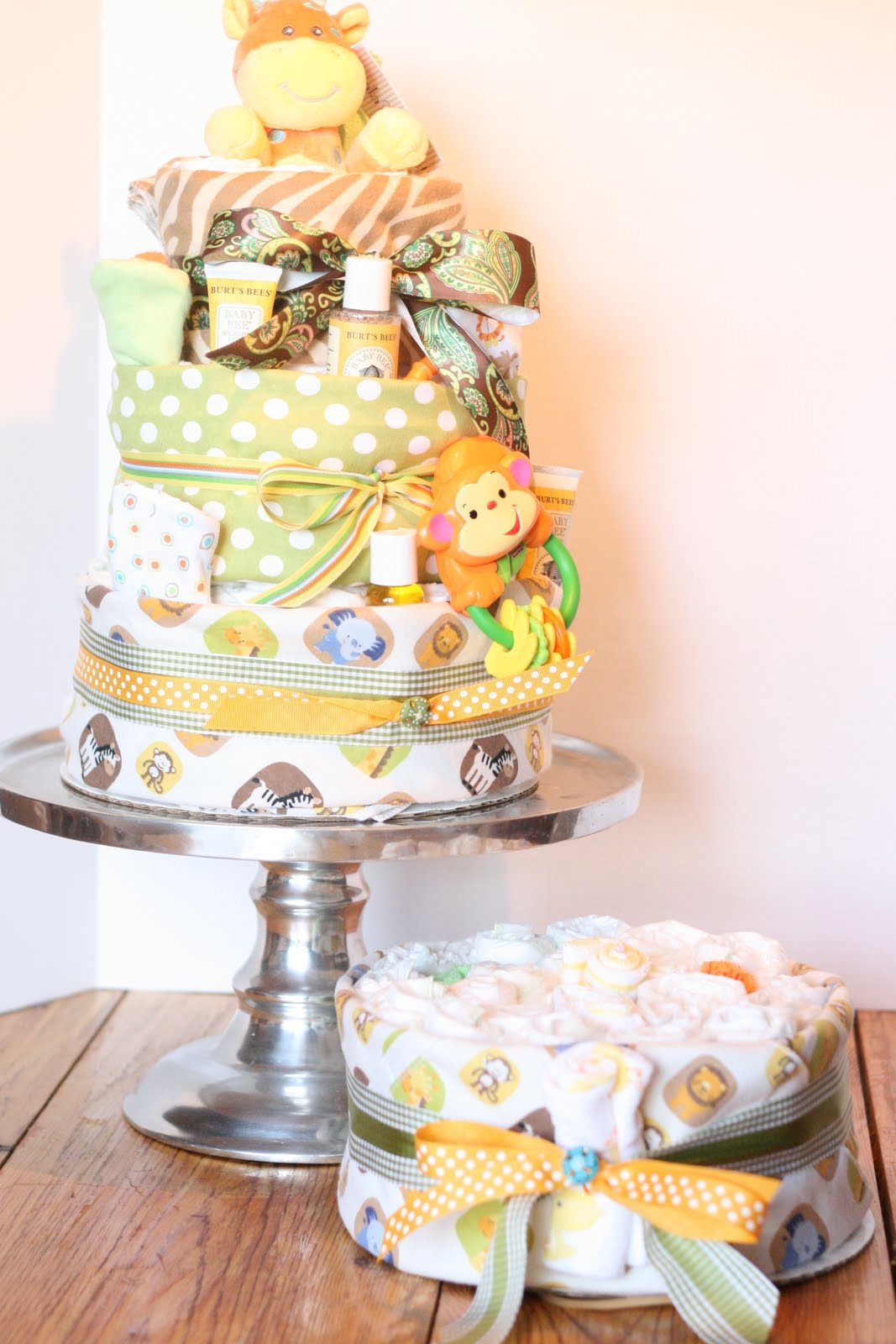 DIY Baby Shower Diaper Cakes
 25 DIY Baby Shower Gifts for the Little Boy on the Wa