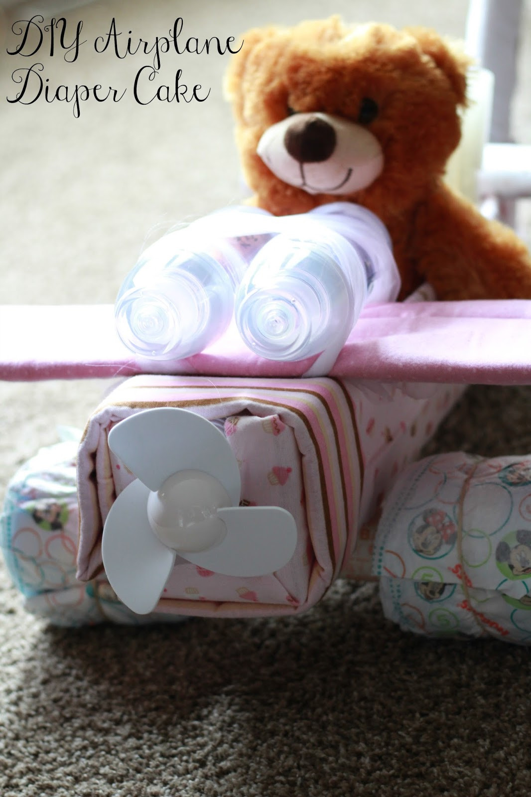 DIY Baby Shower Diaper Cakes
 DIY Airplane Diaper Cake Perfect for baby shower ts