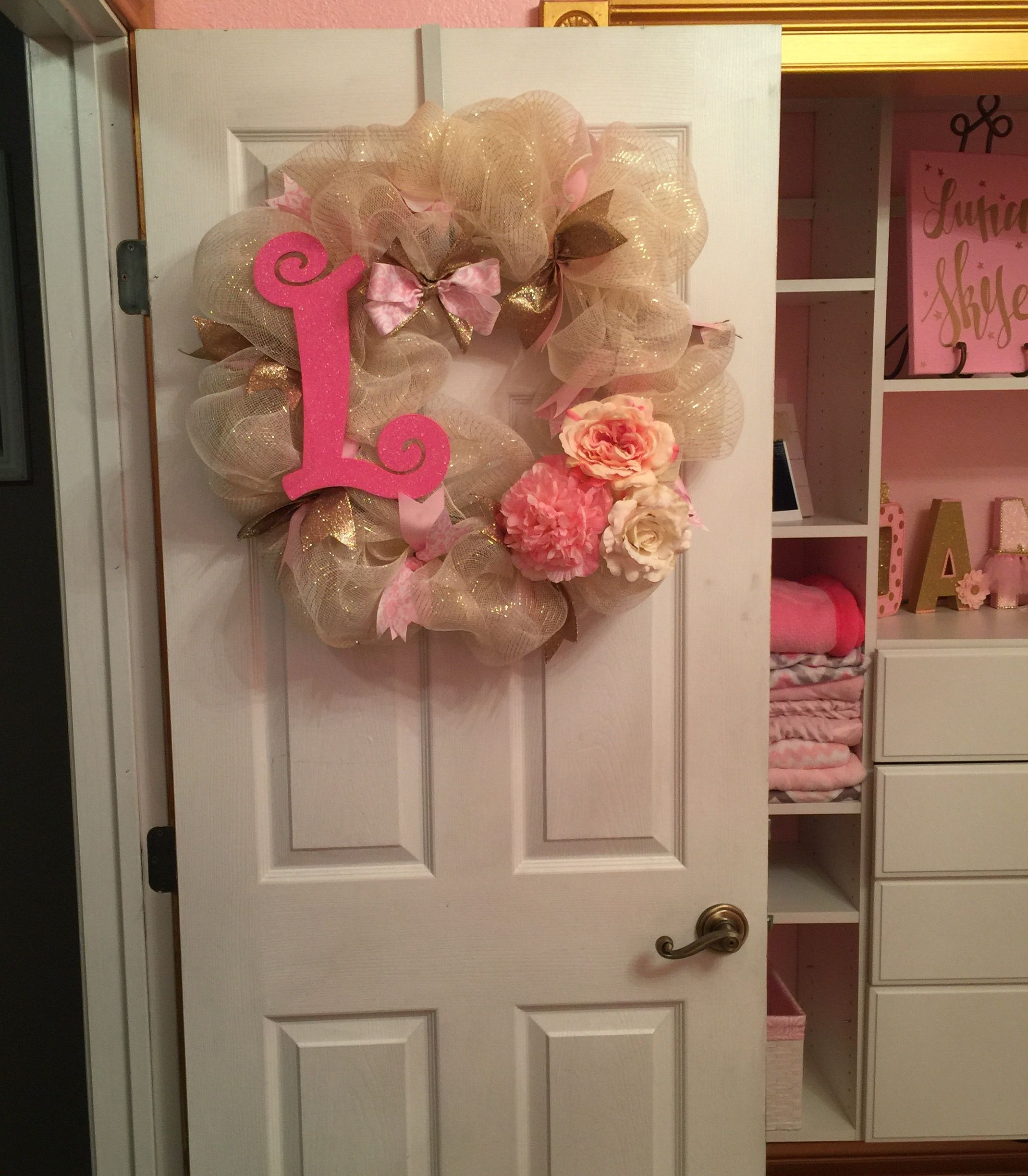 DIY Baby Wreath Hospital Door
 Hospital Door Wreath for Baby Girl