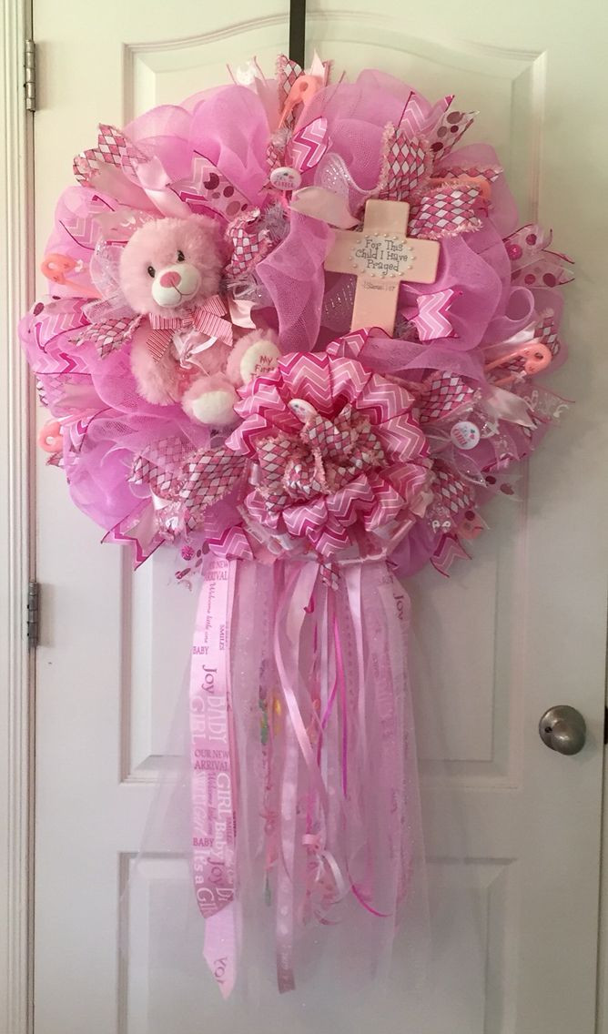 DIY Baby Wreath Hospital Door
 Pink "It s a Girl" Wreath for the hospital door or