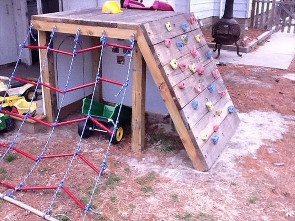 Diy Backyard Playgrounds
 DIY Pallet Backyard Playground Ideas