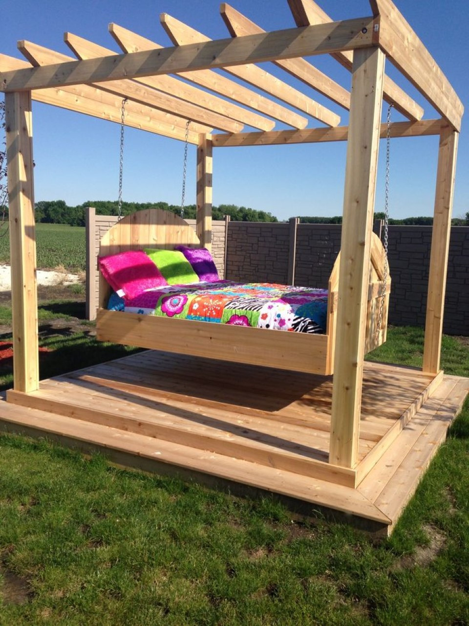 Diy Backyard Swings
 Best Rated Air Mattress – Cool Swinging Bed to Relax