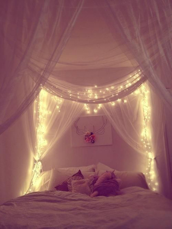 Diy Bedroom Canopy With Lights
 20 DIY Dorm Canopy Beds