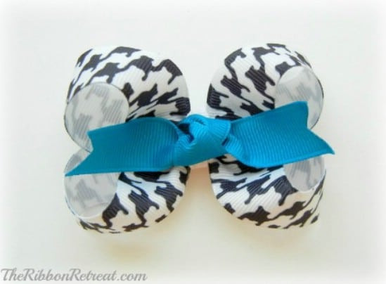 DIY Boutique Hair Bow
 30 Fabulous and Easy to Make DIY Hair Bows Page 2 of 3