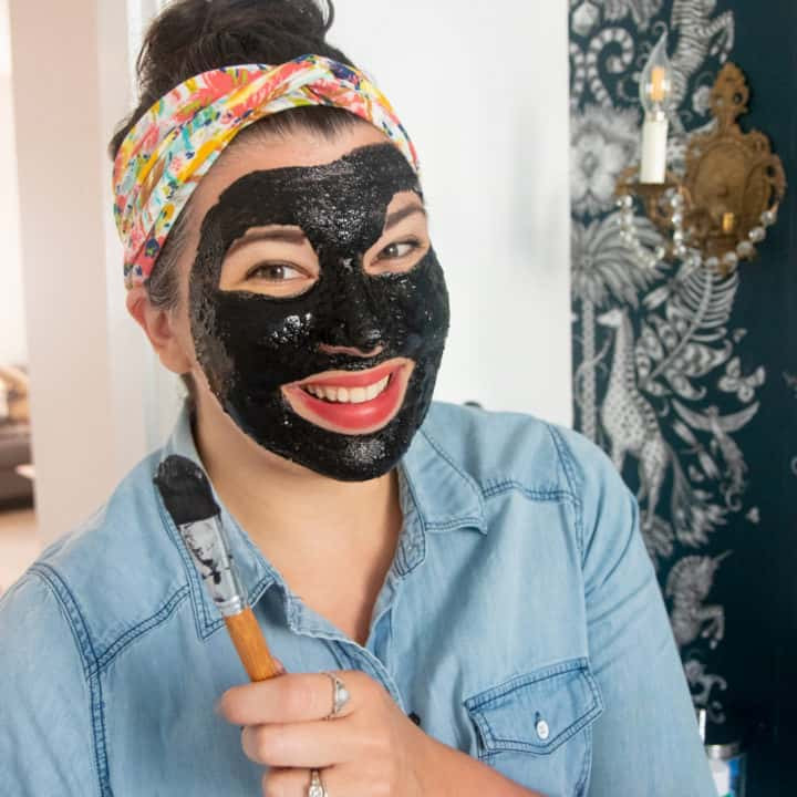 DIY Charcoal Peel Mask
 DIY Peel f Face Mask with Activated Charcoal