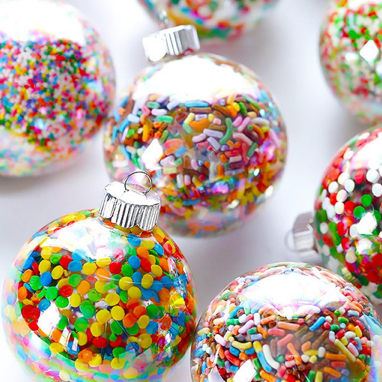 DIY Christmas Ornaments As Gifts
 10 DIY Holiday Ornaments Kids Can Help You Make