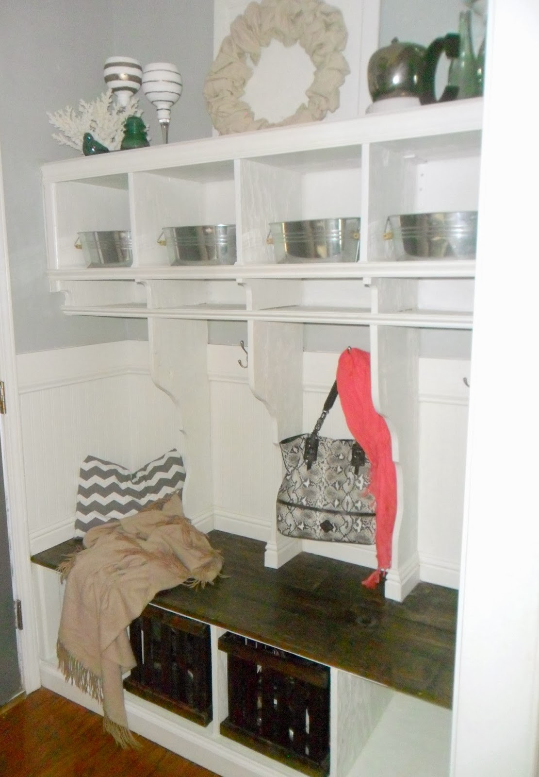 DIY Cubbies Plans
 Remodelaholic