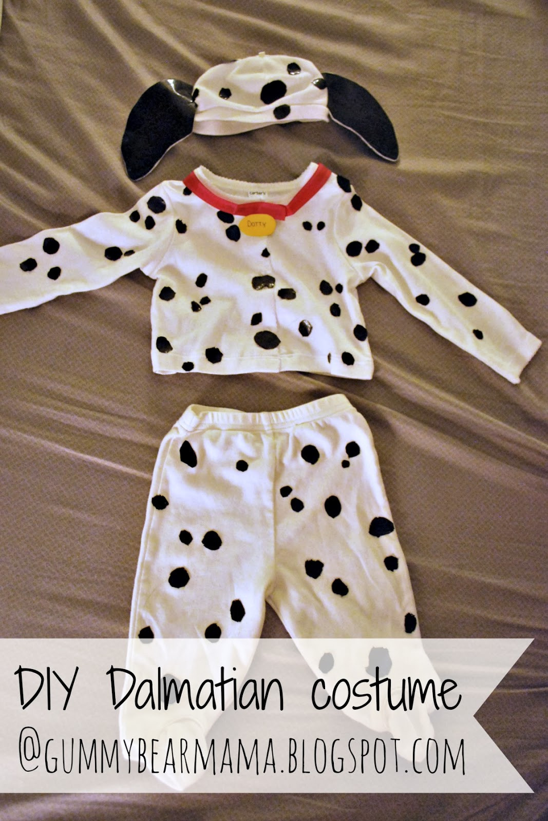 DIY Dalmatian Costume Baby
 gummy bear mama DIY Dalmatian Costume