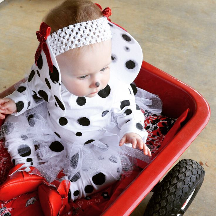 DIY Dalmatian Costume Baby
 DIY Dalmatian Costume …