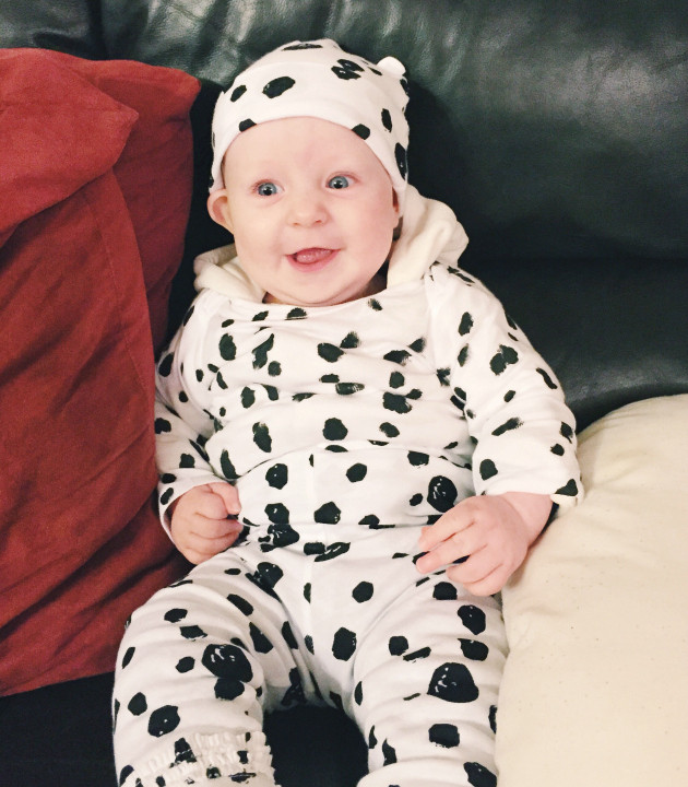 DIY Dalmatian Costume Baby
 Cruella De Vil and 1 Dalmatian Mom and Baby Halloween