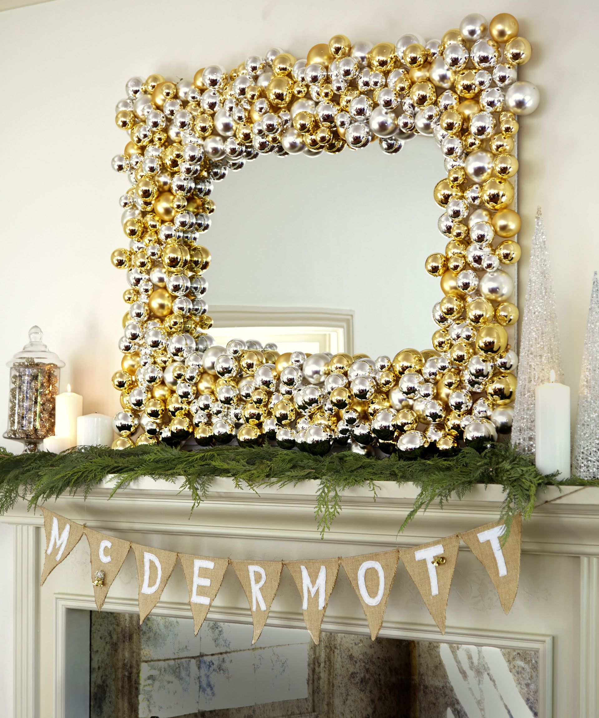 DIY Decorating For Christmas
 DIY Holiday Decor Ideas From Tori Spelling Easy DIY