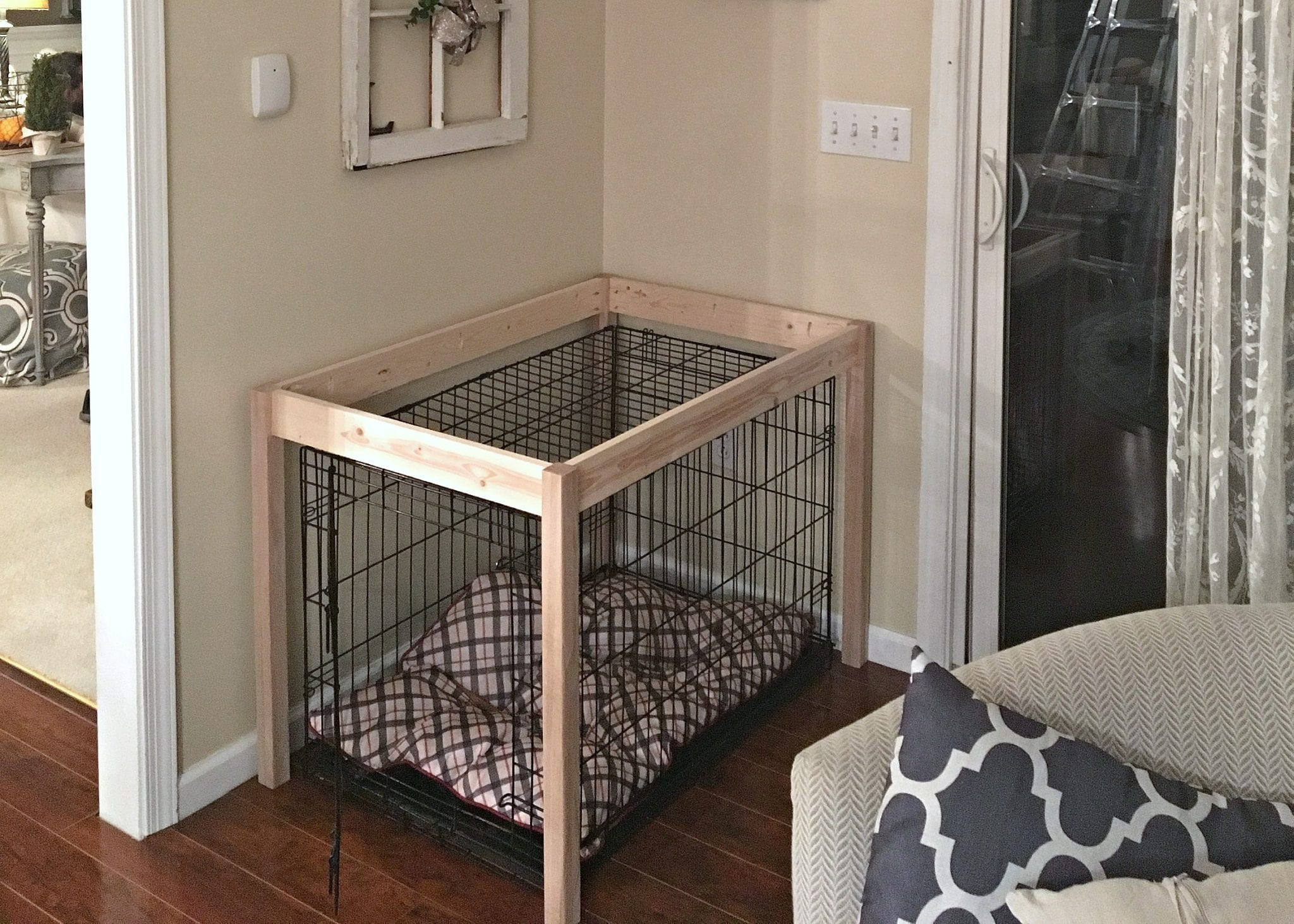 DIY Dog Cages
 DIY Dog Crate Hack