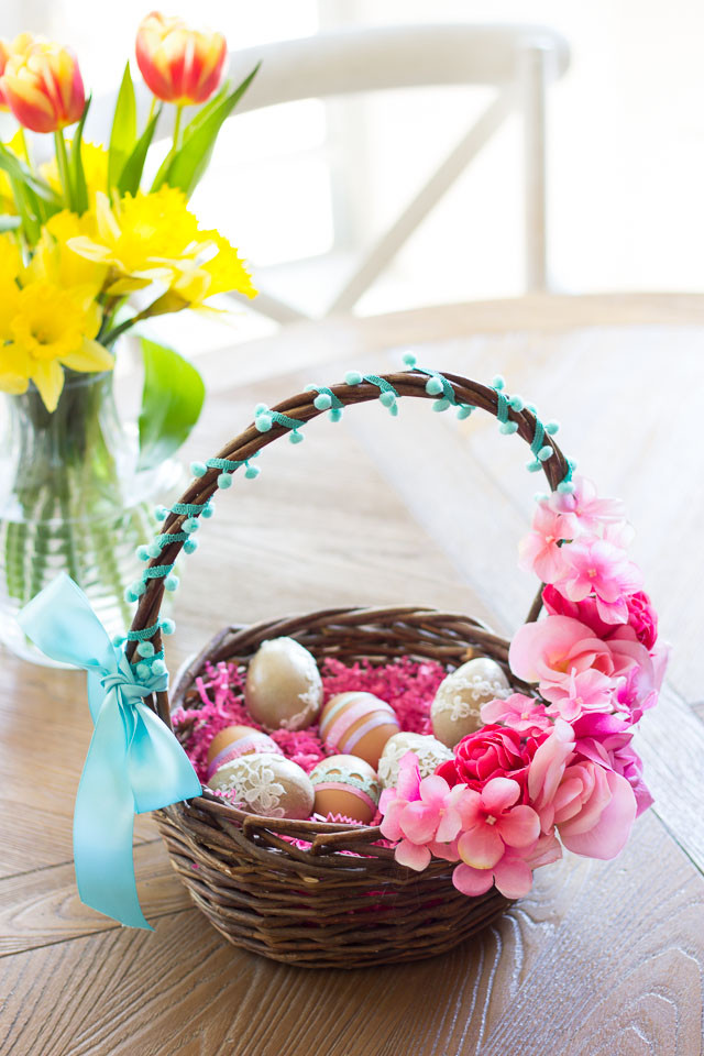 DIY Easter Gift
 Thrifty DIY Floral Easter Baskets