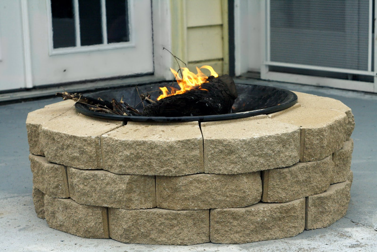 Diy Firepit Pinterest
 Always Chasing Life DIY Fire Pit