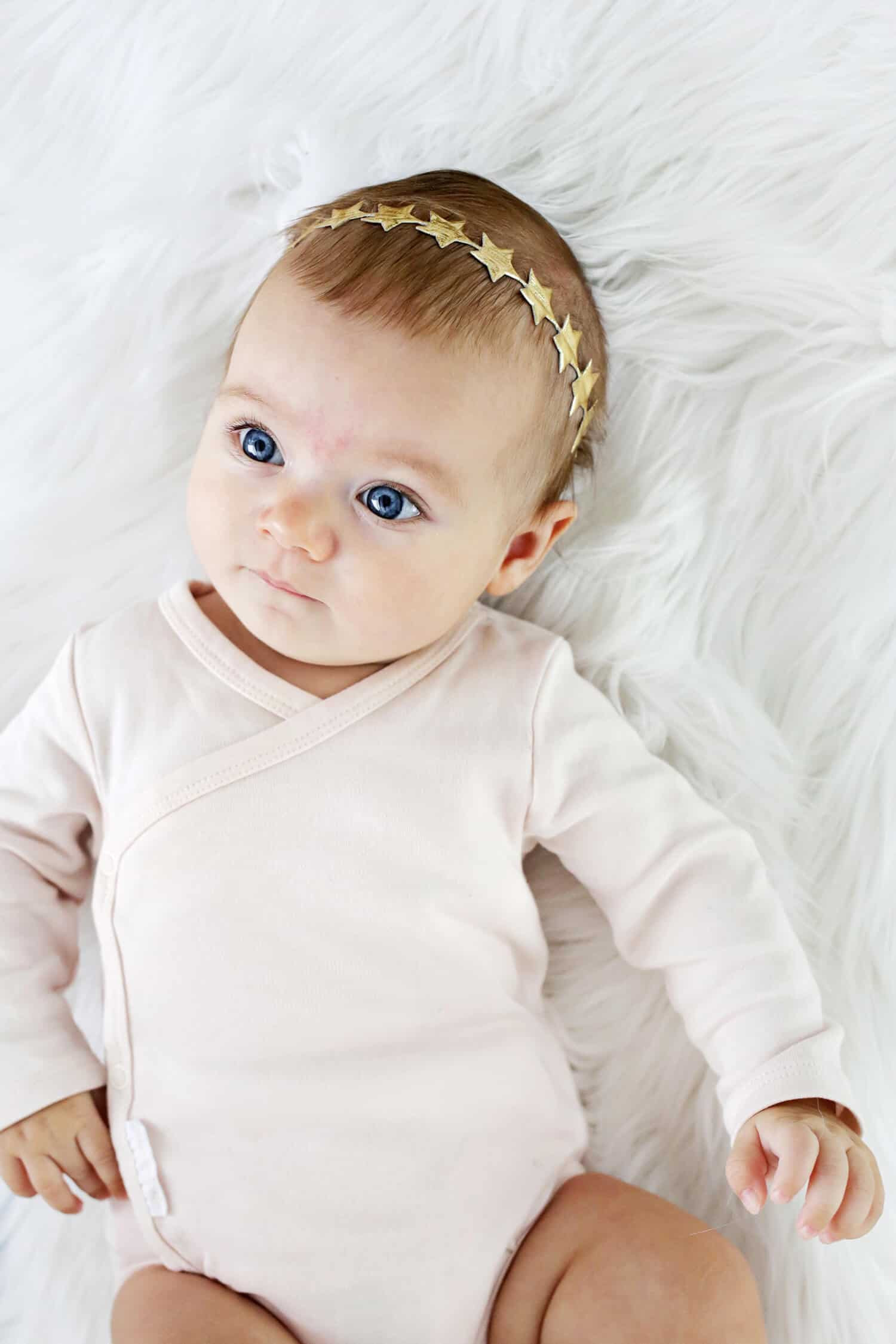 Diy Headband Baby
 Baby Headband DIY 3 Ways and No Sew A Beautiful Mess