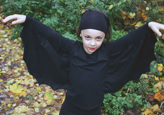 DIY Kids Bat Costume
 Etsy handmade and vintage goods