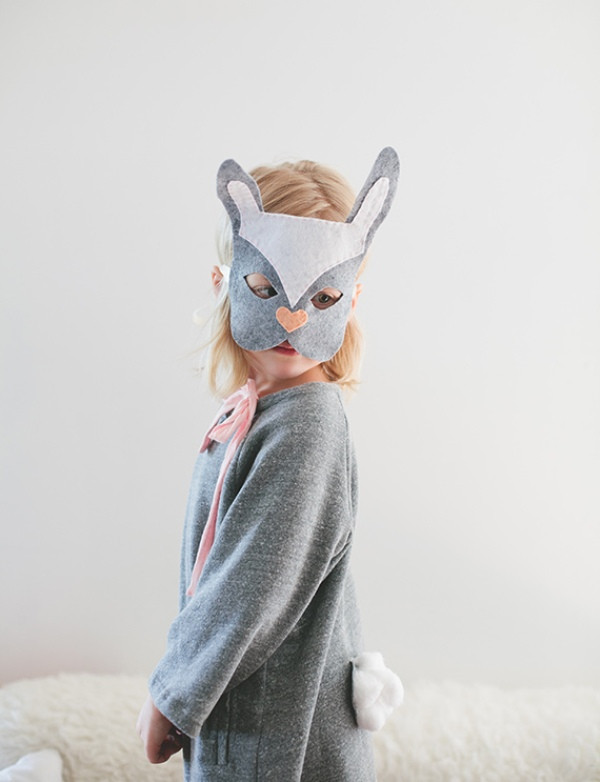 DIY Kids Bunny Costume
 Last Minute DIY Bunny Costume For Halloween