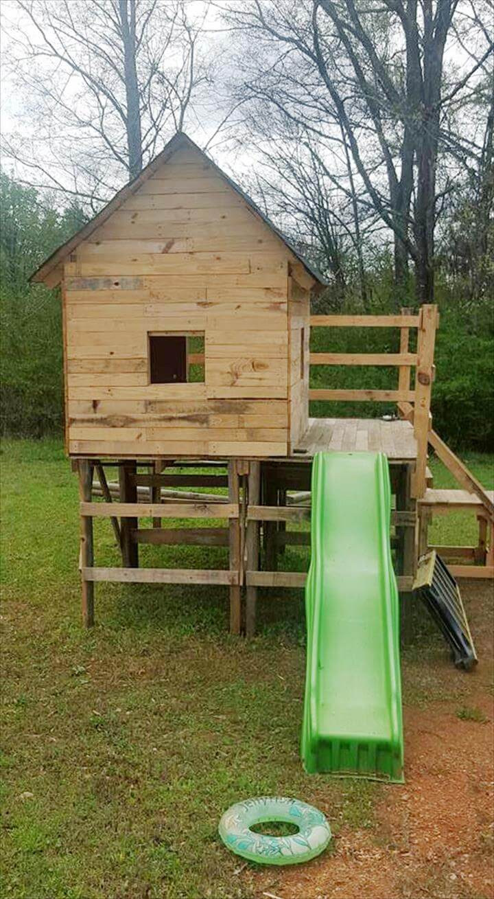 DIY Kids Playhouses
 DIY Kids Pallet Playhouse