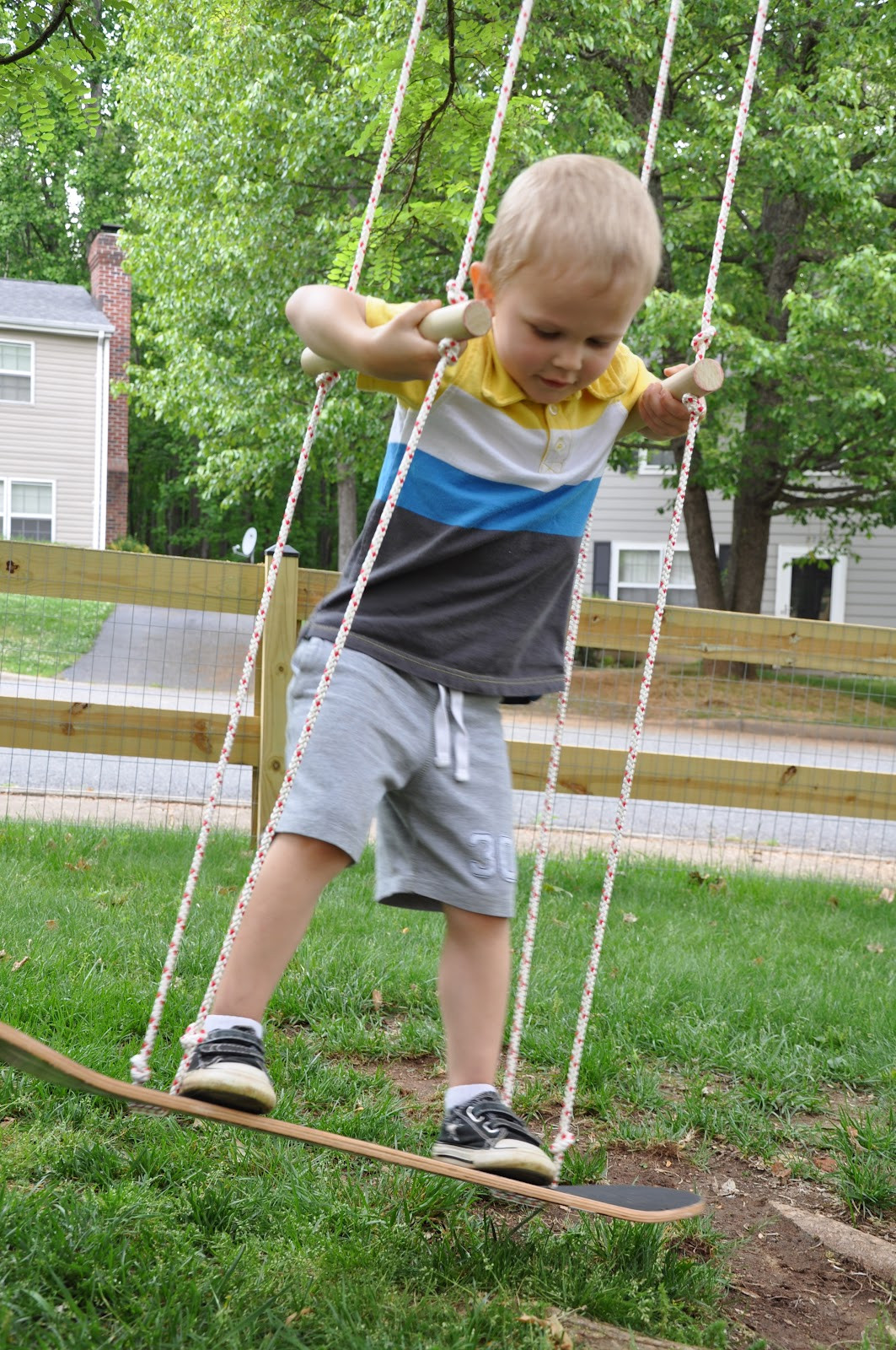 DIY Kids Swings
 15 DIY Garden Swings You Can Make For Your Kids