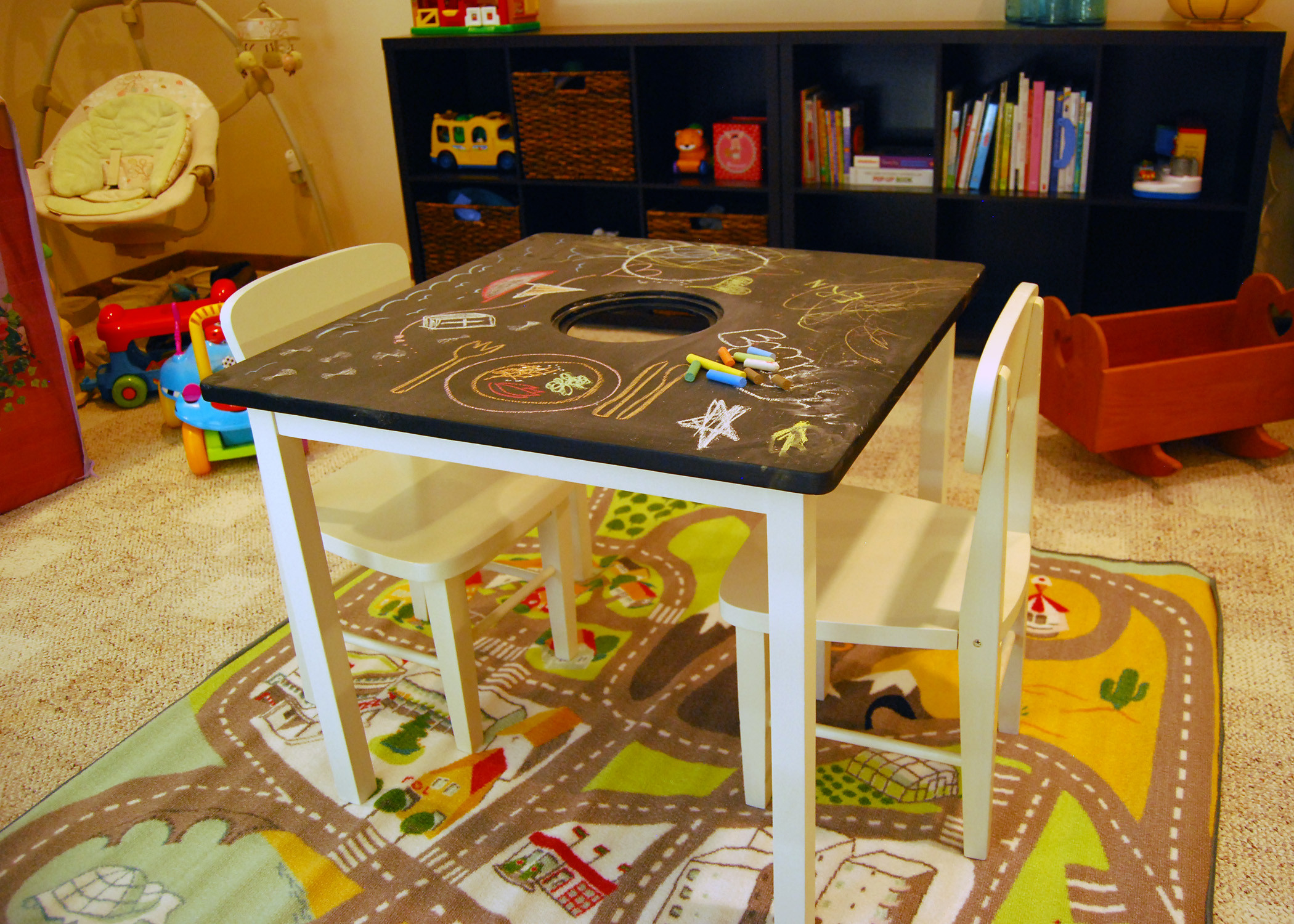 DIY Kids Tables
 20 Cool DIY Play Tables For A Kids Room
