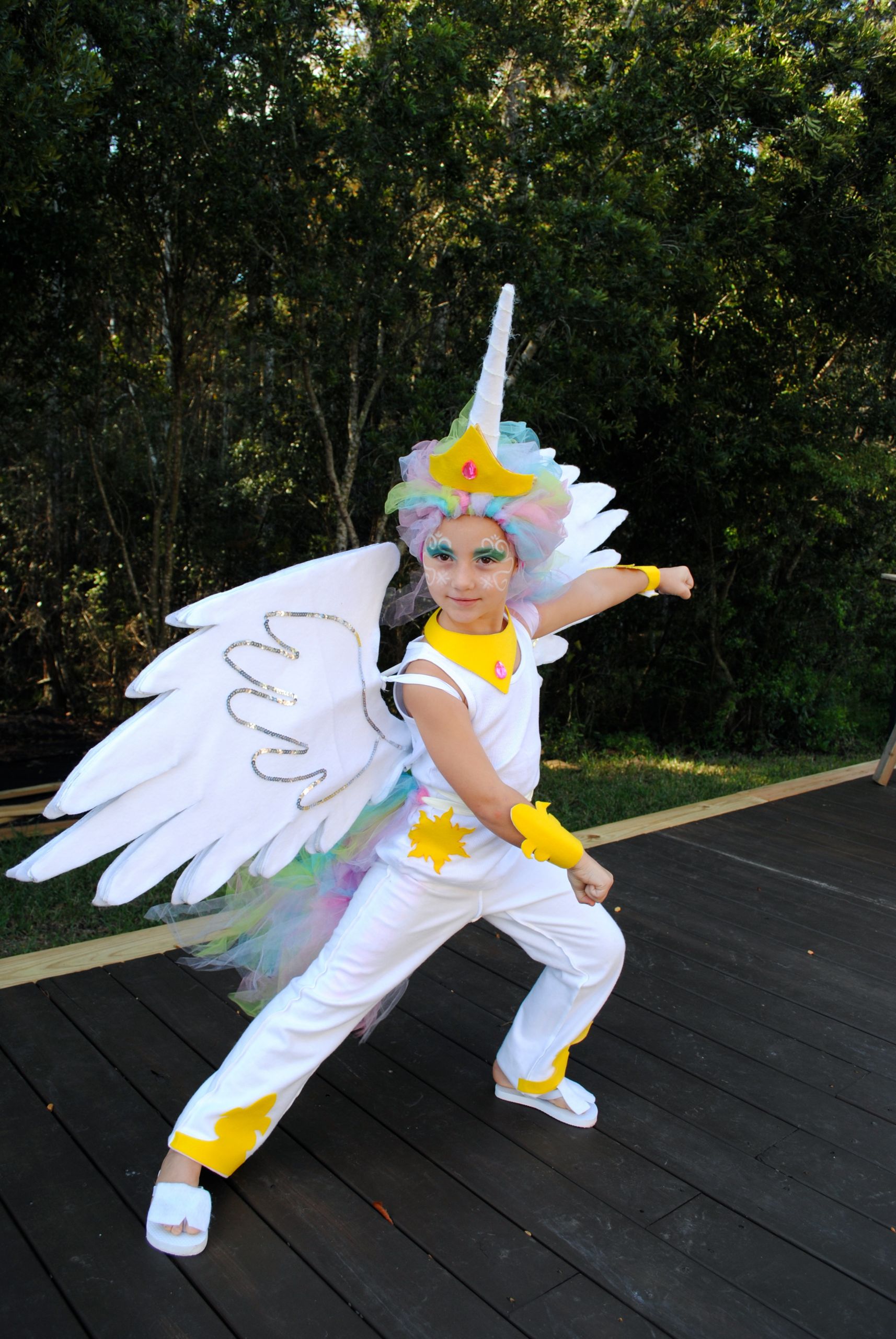 DIY Kids Unicorn Costume
 Flying Rainbow Unicorn Princess