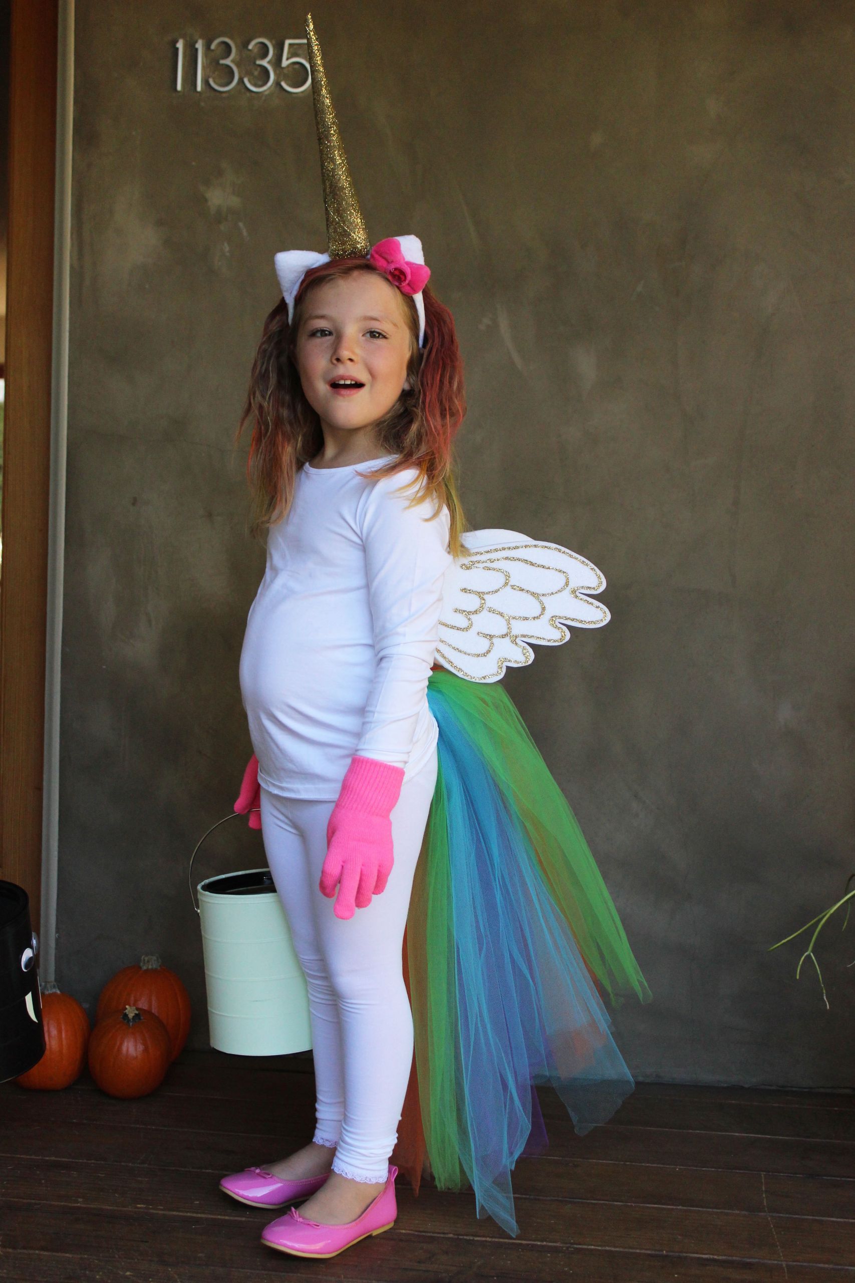 DIY Kids Unicorn Costume
 unicorn costume