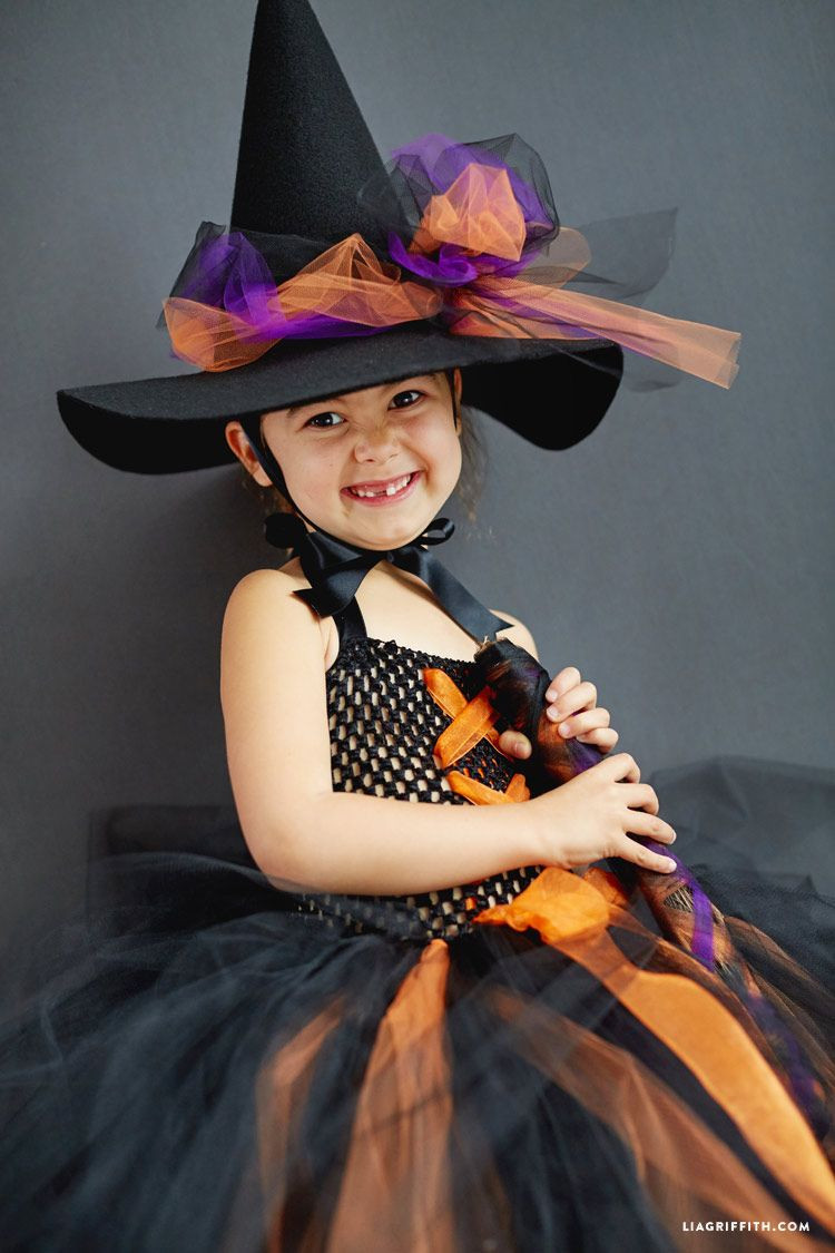 Diy Kids Witch Costume
 Kid s DIY Witch Costume follow this simple tutorial to