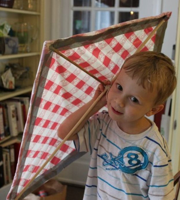 DIY Kite For Kids
 15 DIY Kite Making Instructions for Kids