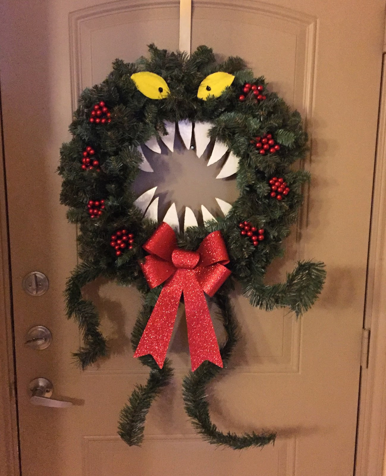 DIY Nightmare Before Christmas
 Halloween Wreath DIY Ideas That are Beyond Easy to Do