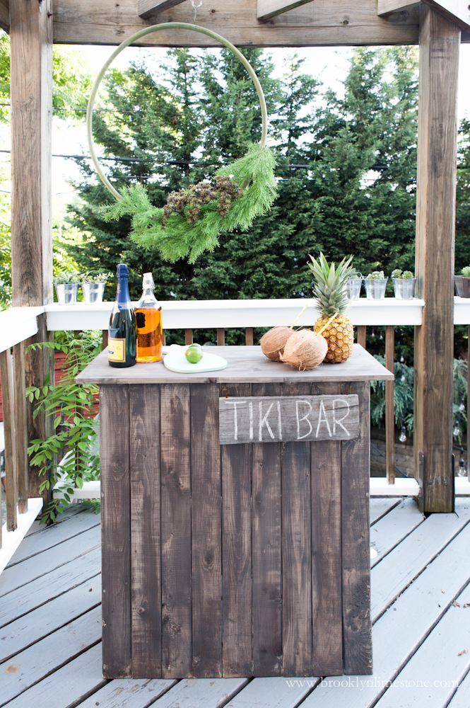 DIY Outdoor Bars
 Relax Have a Cocktail with These DIY Outdoor Bar Ideas