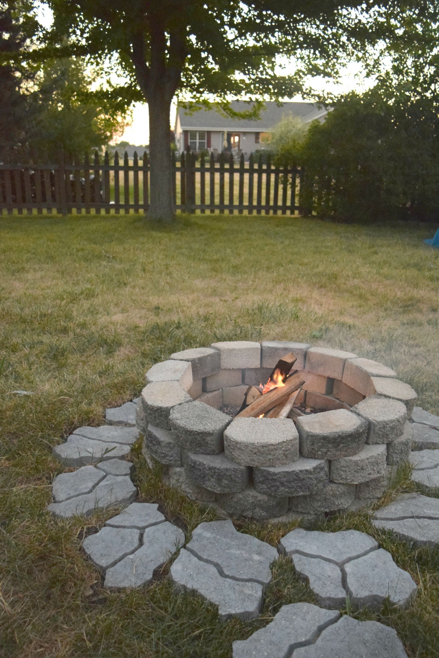 Diy Outdoor Fire Pit
 "Light up the Night" outdoor living in the sparkle of