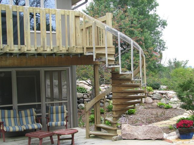 DIY Outdoor Spiral Staircase
 20 Amazing Decks With Spiral Staircase Designs