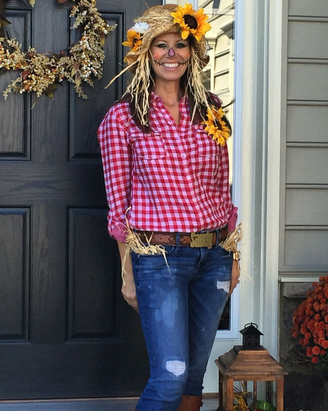 DIY Scarecrow Costume For Adults
 Scarecrow costume