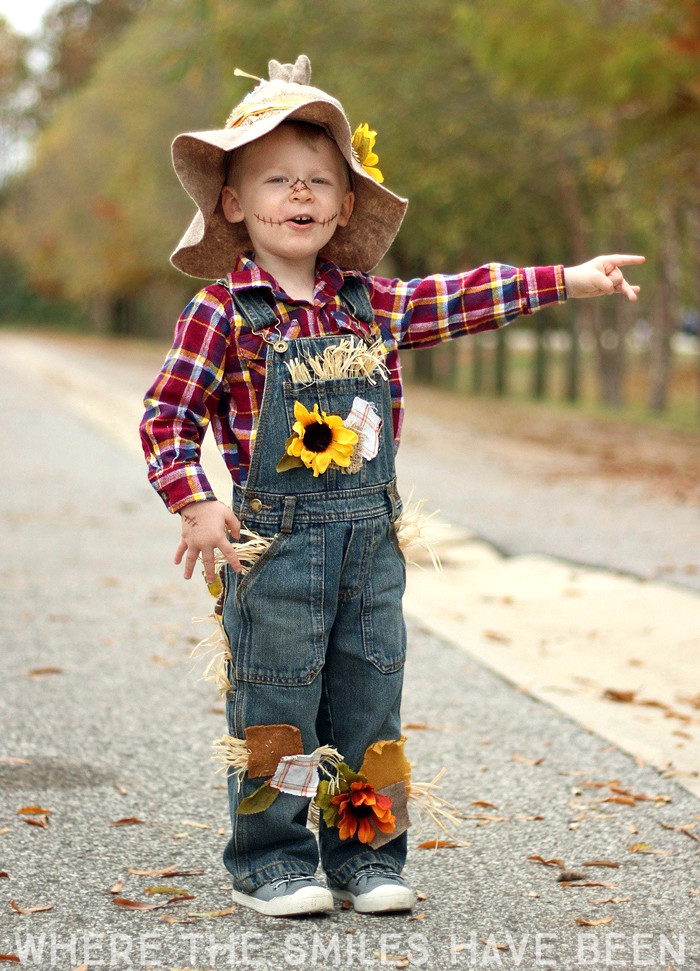 DIY Scarecrow Costume For Adults
 Easy & Adorable DIY Scarecrow Costume That s Perfect for