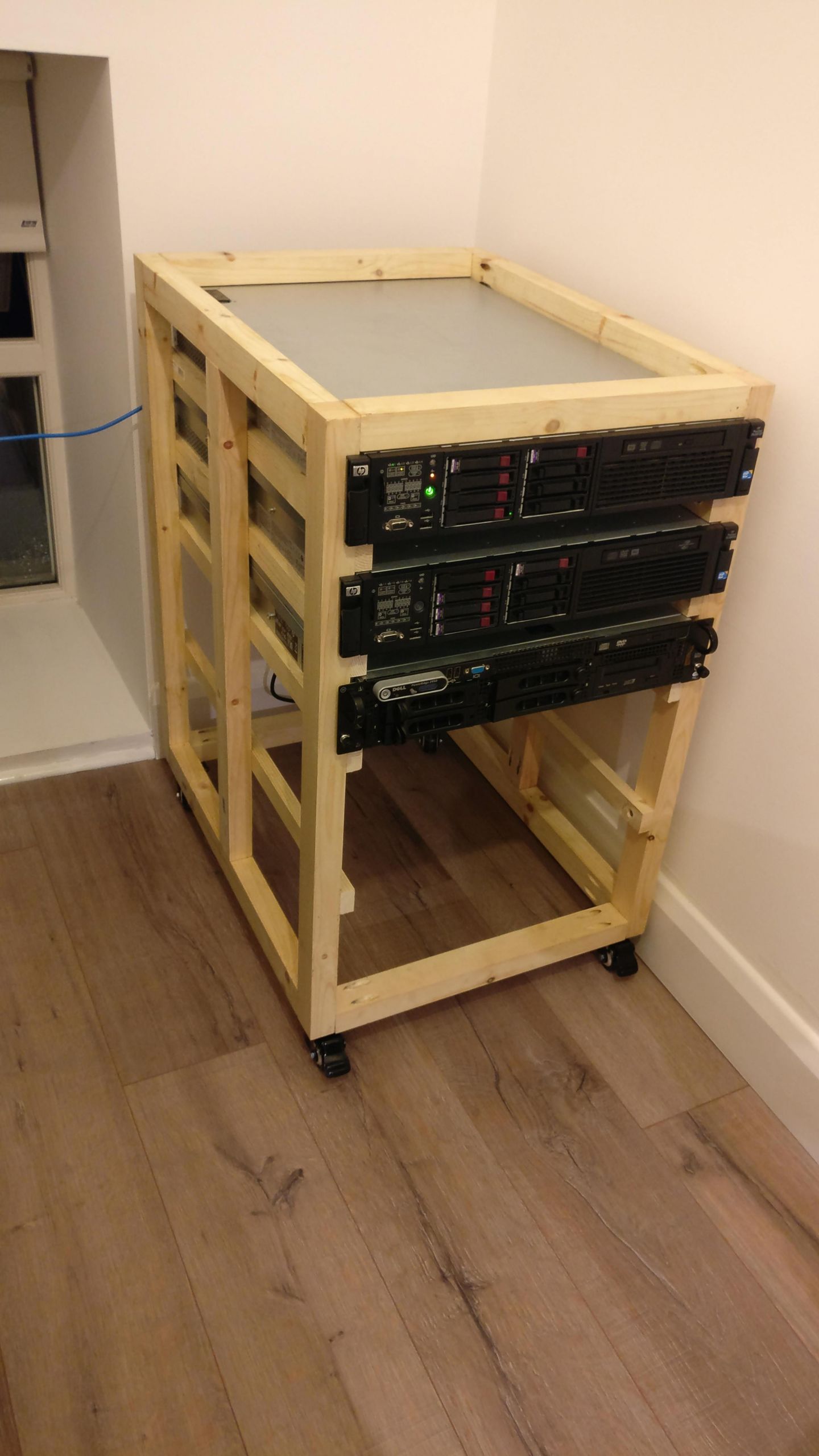 DIY Server Racks
 DIY Homelab Rack Build homelab