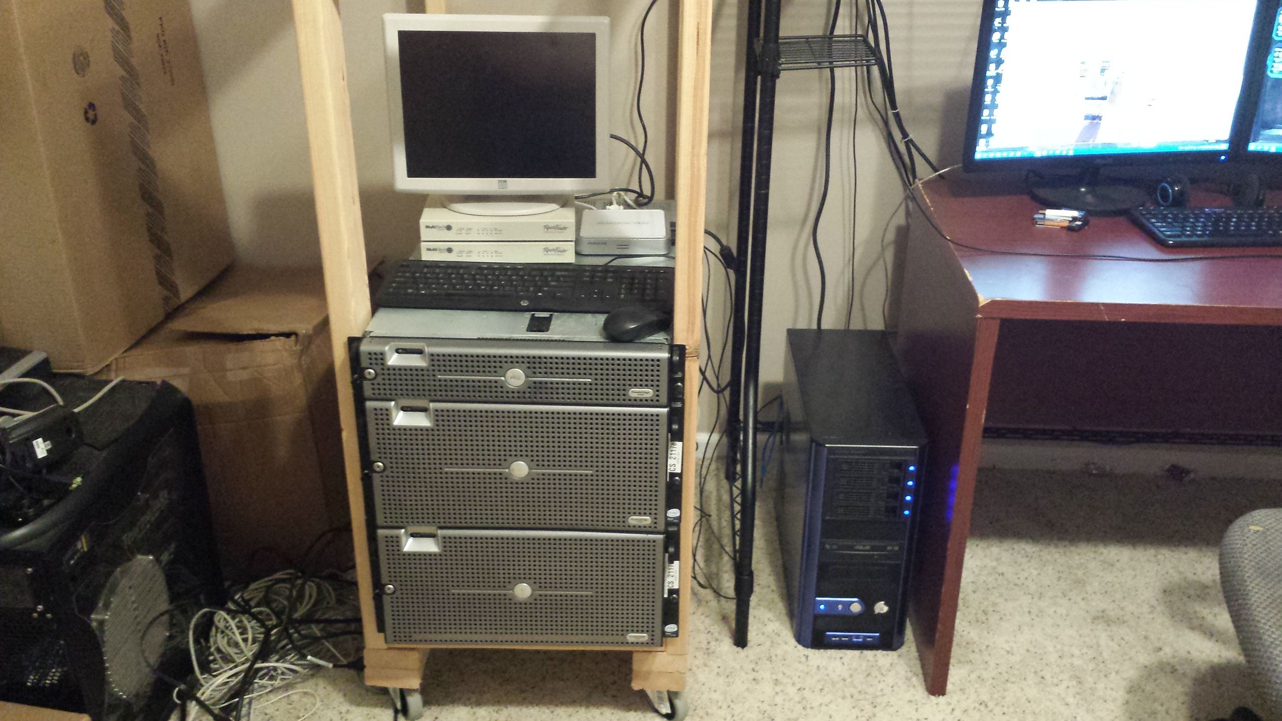 DIY Server Racks
 DIY wooden server rack My lab feels slightly more legit