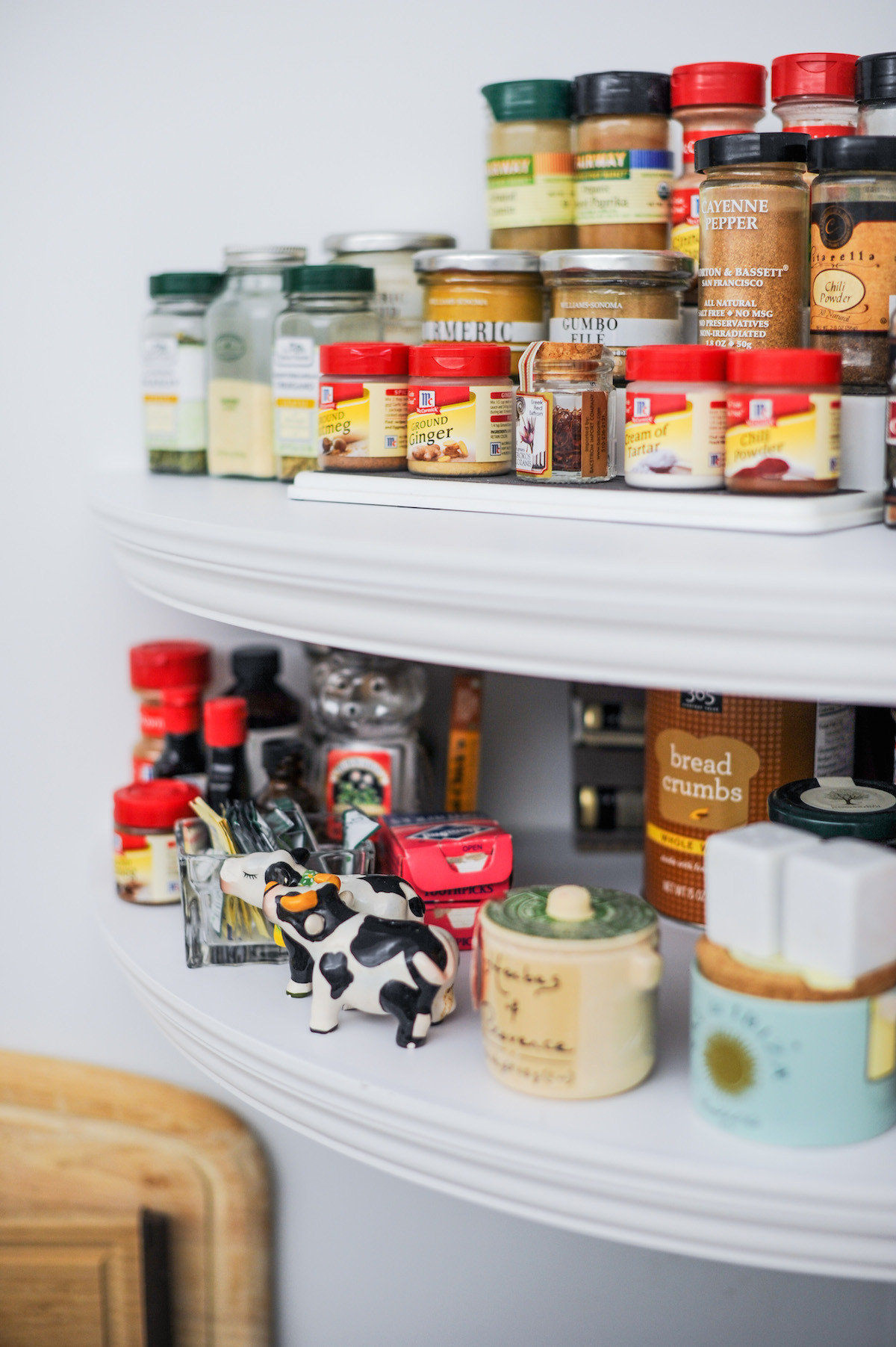 DIY Spice Rack Apartment
 DIY Spice Rack Fashionable Hostess