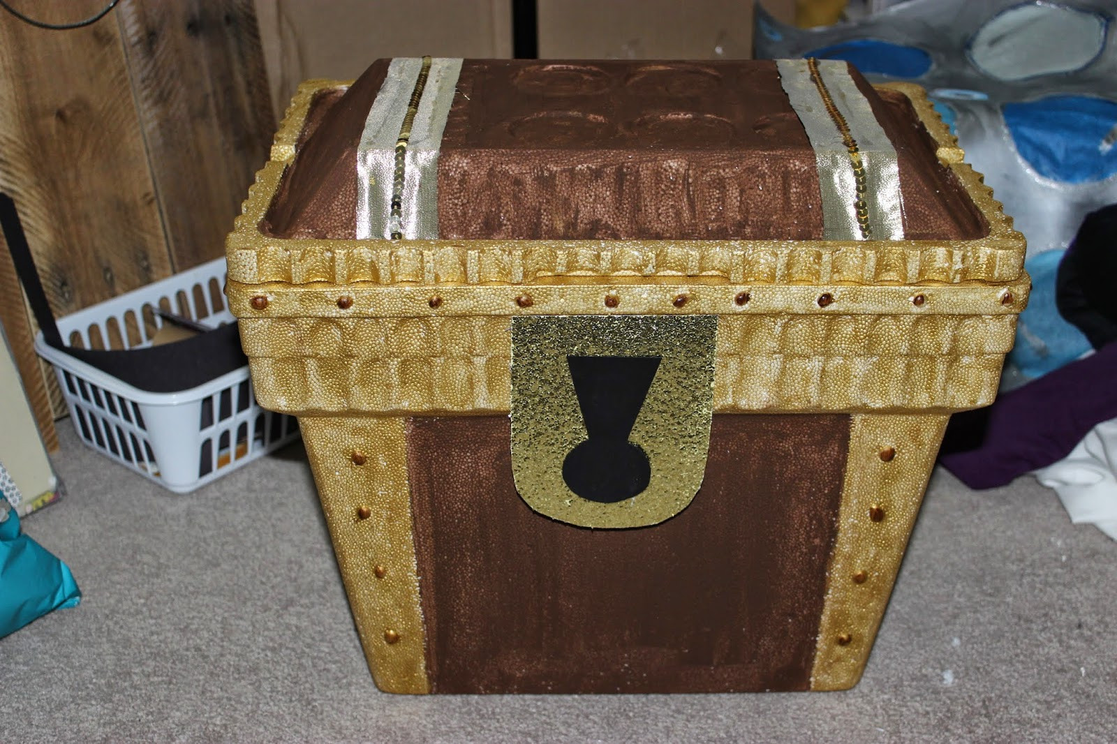 DIY Treasure Chest Box
 Tesslyn s Treasure Chest DIY