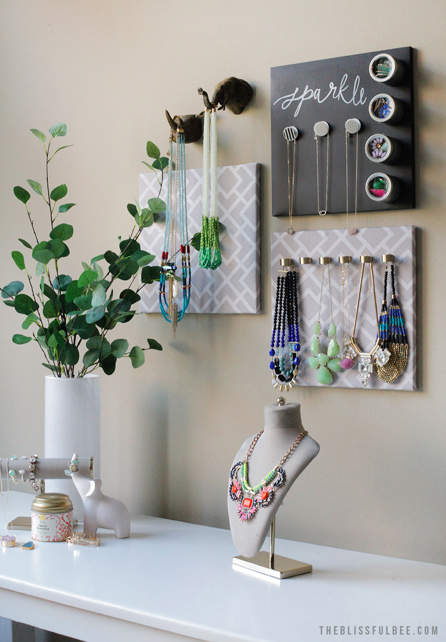 DIY Wall Hanging Jewelry Organizer
 DIY Hanging Jewelry Organizer – THE BLISSFUL BEE