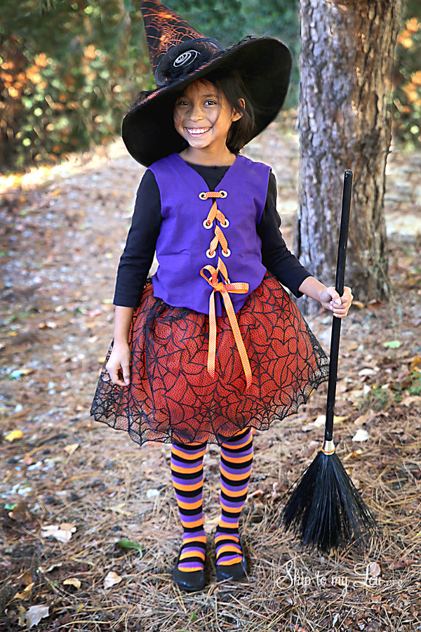 DIY Witch Costume
 DIY Halloween Costumes